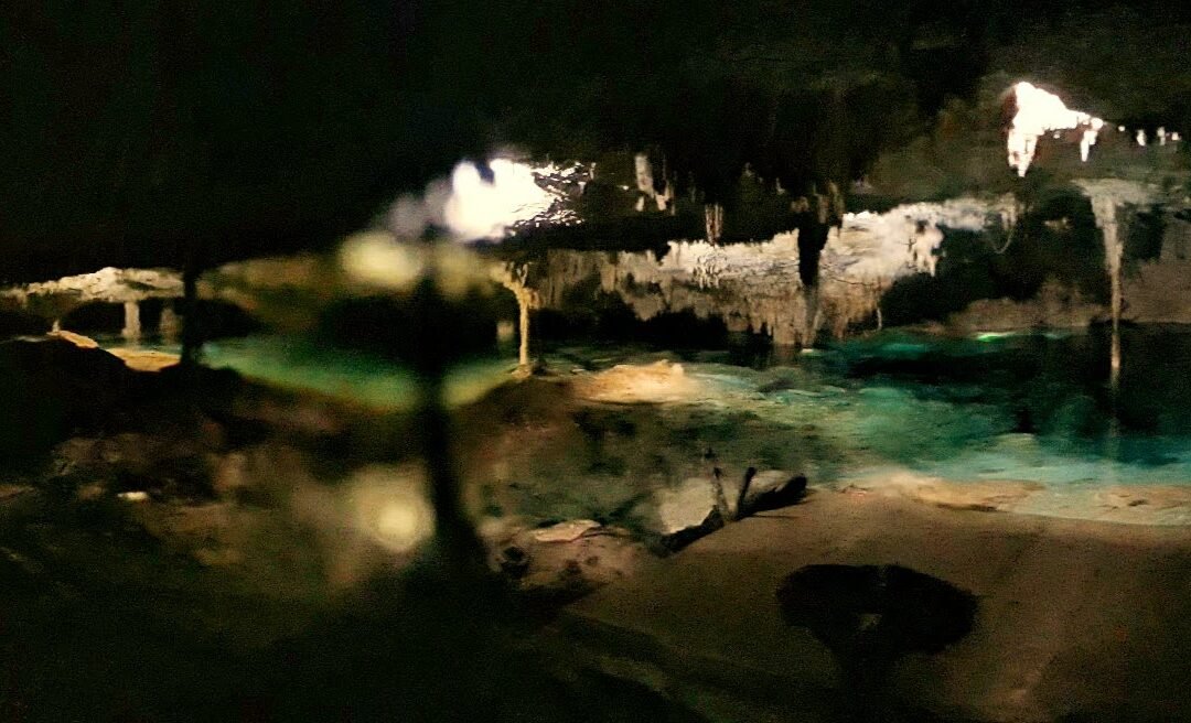 Entstehung von Höhlen und Cenoten auf der Yucatán Halbinsel
